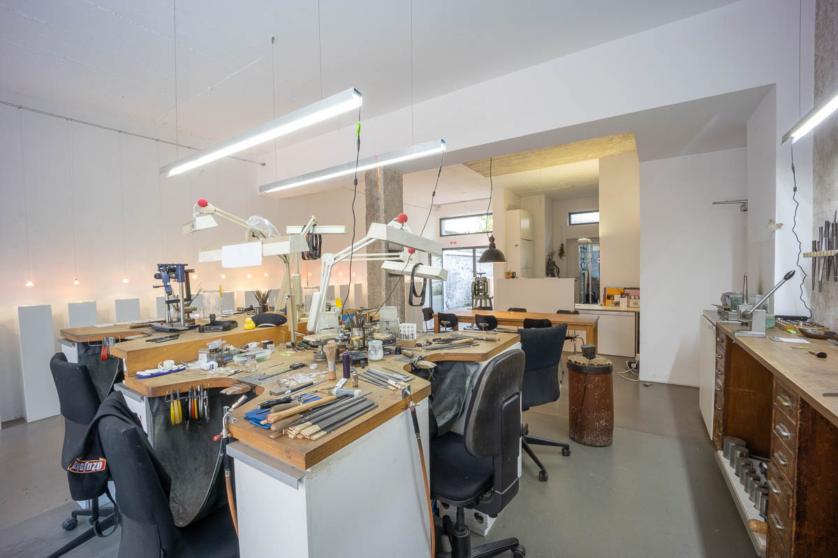 interior_heavy_metal_2021-8660