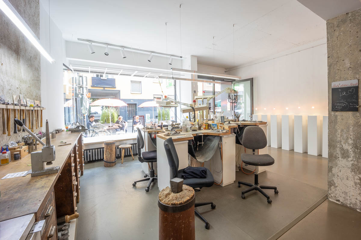 interior_heavy_metal_2021-8662